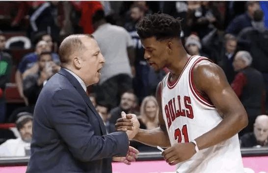 有着高度的 有着高度的